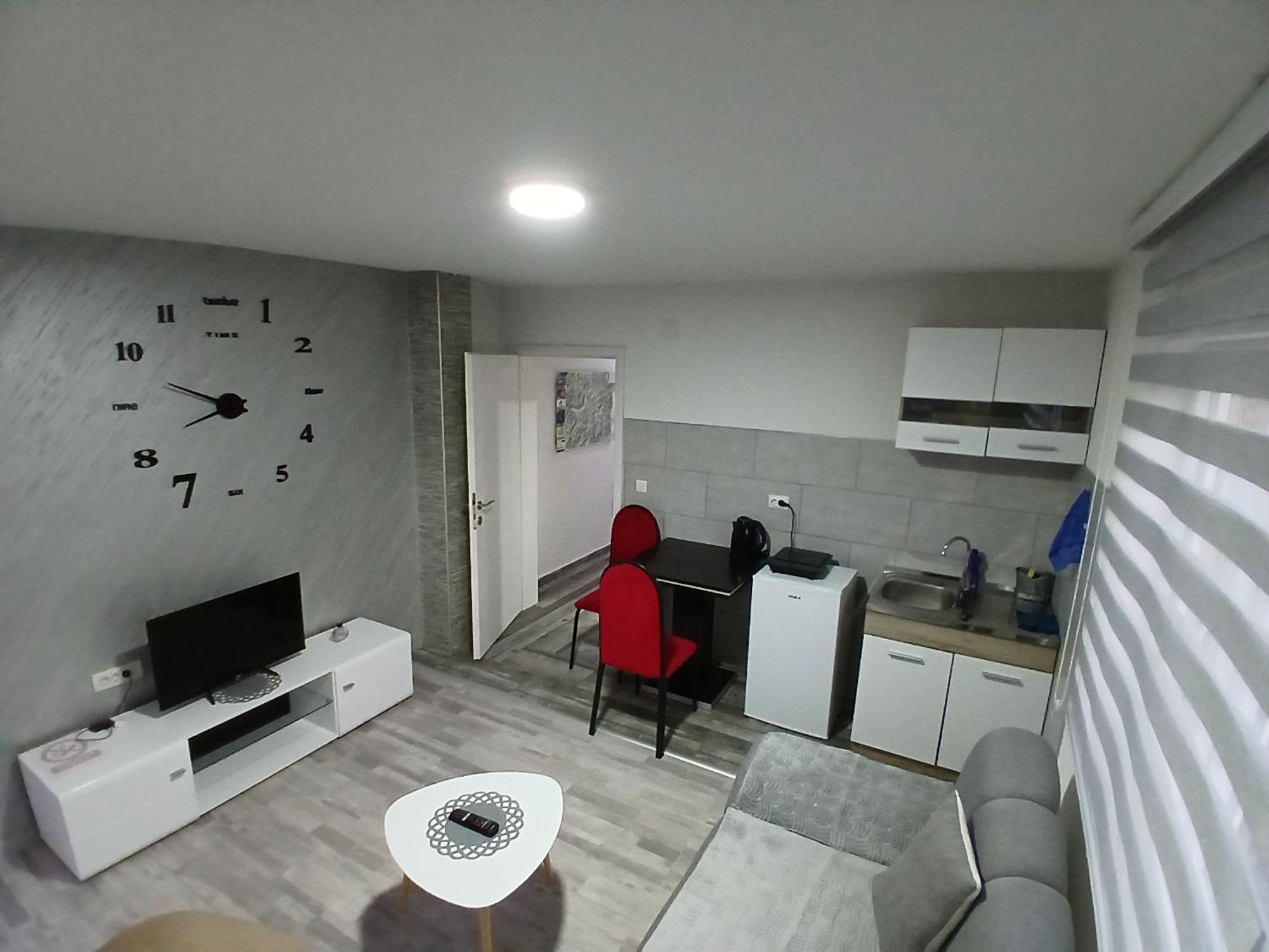 Adagio Studio Apartment Plav Exterior photo
